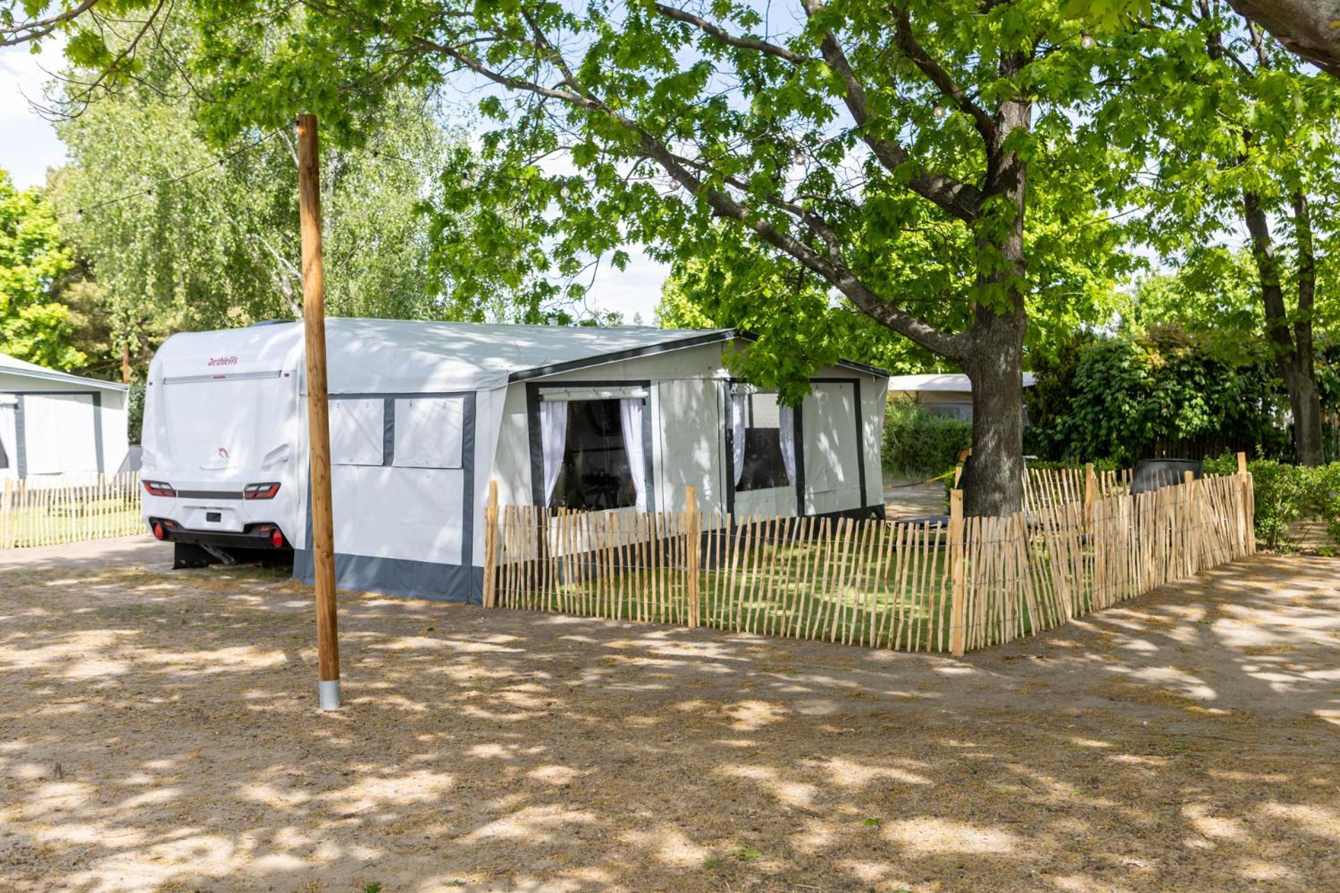 Camping & Erlebnis Resort Jersleber See - Jersicamper Mit Seeblick Jersleben 外观 照片